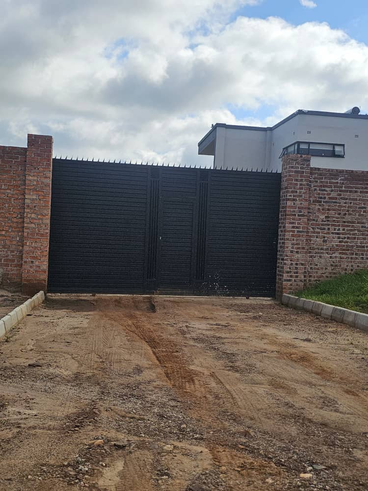Gate drive rack installed